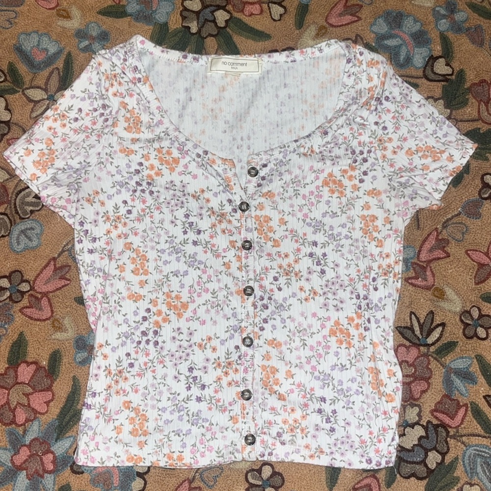 Women’s no comment Button Down Floral Top